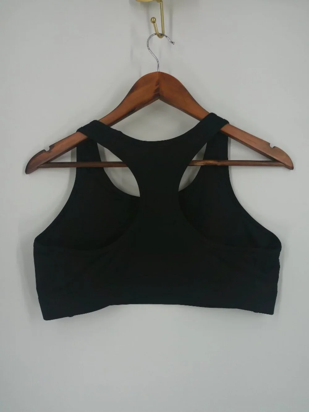 NWT Nike Swoosh Sports Bra XL Black Racerback Medium Support Workout Bra